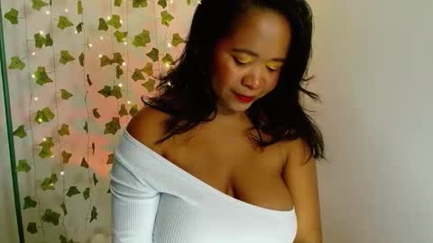 sweet-lilith online show from May 21, 3:32 pm
