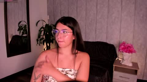 Sweet online show from May 12, 1:07 pm