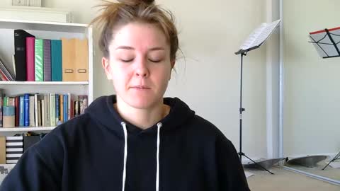 Heidi Brenner - Please check bio for schedule  FAQ online show from January 25, 3:36 pm