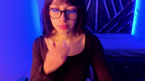 sweet_venus4 online show from January 29, 6:50 pm