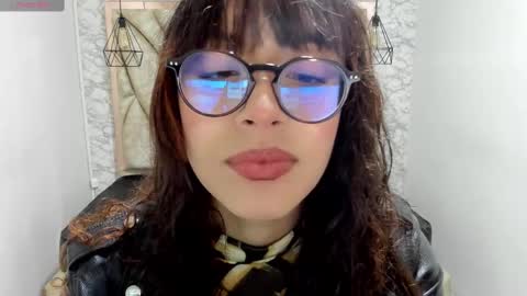 sweet_venus4 online show from February 23, 6:40 pm
