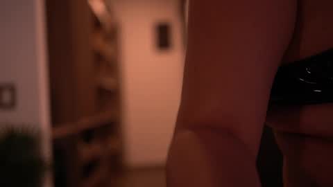 Brenda  online show from February 21, 2:06 am