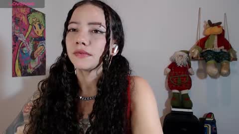       Independent model online show from December 25, 4:33 am