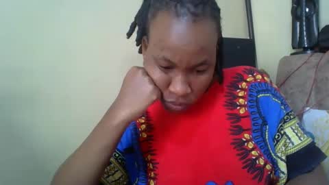 sweetdiva2012 online show from December 3, 6:38 am