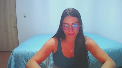 sweetfire_69 online show from January 7, 11:30 pm