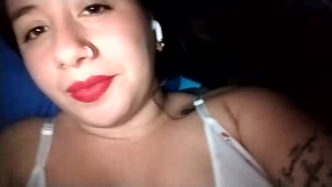 Ana Mara  i cant Make noise My family is here  online show from October 30, 6:05 am