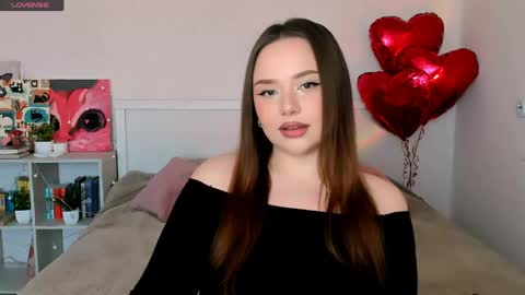 Hannah online show from June 5, 2:23 pm