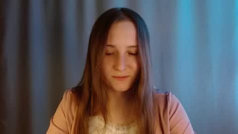 Annie online show from February 19, 9:13 pm