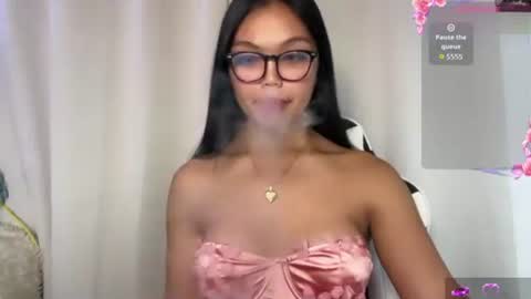 Zaima online show from November 24, 4:42 pm