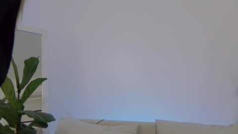 SweetKira1 online show from October 11, 2:09 pm