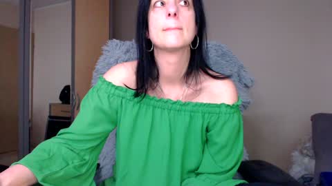 JenJenny online show from January 30, 9:15 am