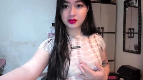 Zoe online show from February 25, 8:11 pm