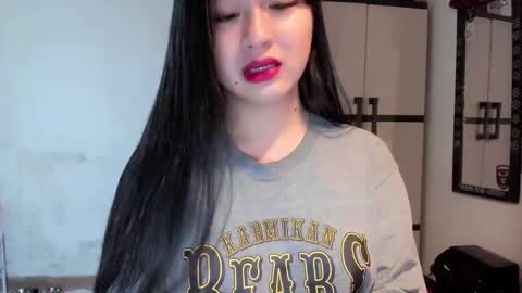 Zoe online show from January 1, 5:33 pm