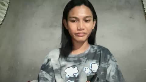 Nia online show from November 23, 9:44 am