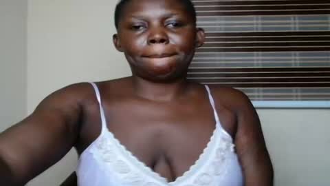 sweetnectarx online show from March 9, 7:15 pm