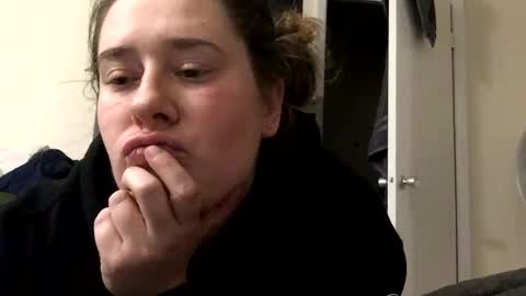 sweetrosiered online show from October 23, 6:25 pm