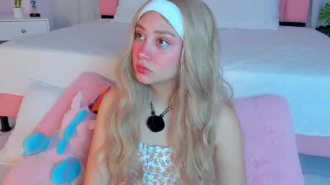 sweett_fire online show from April 29, 5:51 pm