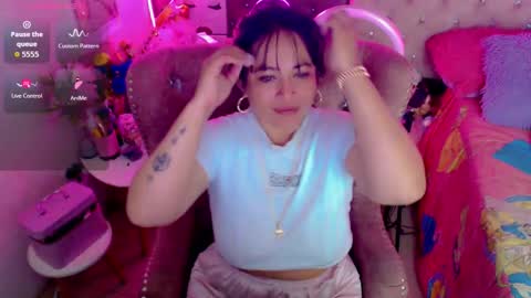 martina online show from November 27, 2:25 am