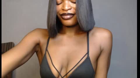 sweetxxboobsx online show from March 29, 8:57 am