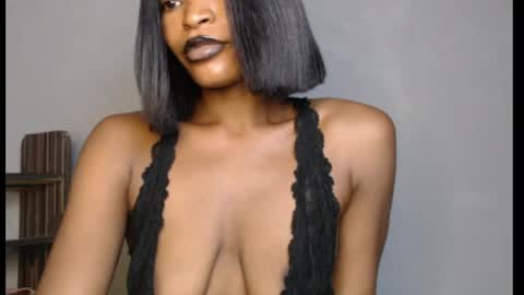 sweetxxboobsx online show from April 6, 8:15 am