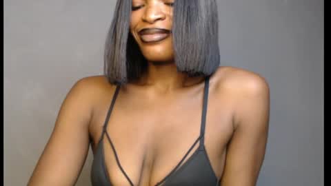 sweetxxboobsx online show from March 31, 9:09 am