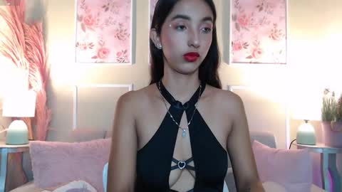 LAURA online show from January 19, 12:01 pm