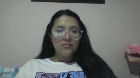 sweetyypeach online show from February 7, 3:13 am