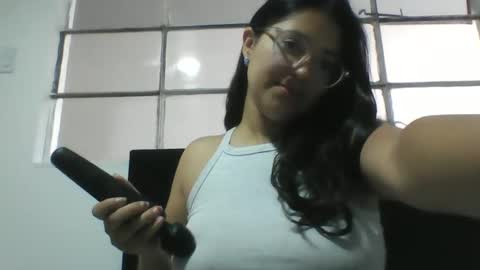 sweetyypeach online show from February 13, 1:15 pm