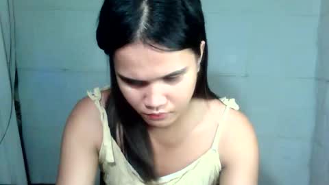 Rhea online show from May 10, 2:41 pm
