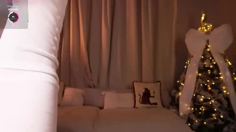 Heeey im Helena3 -- fav555100333 -- pvts only premium and after my public show 3 online show from January 8, 2:26 am