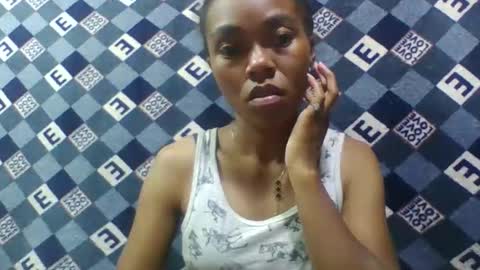 tahiryjosiah online show from October 18, 11:02 am