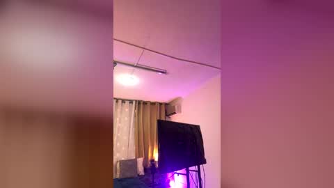 tali  online show from July 2, 6:25 pm