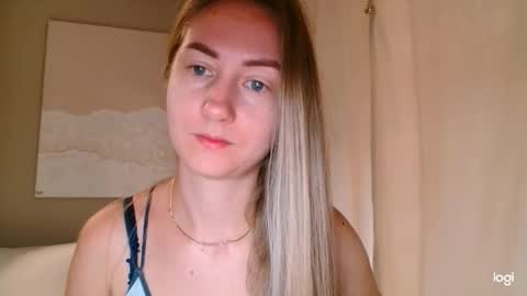  Kira  online show from September 25, 7:07 am