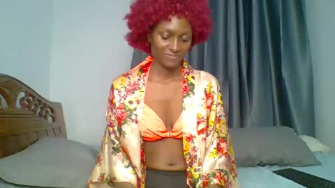 talisha smiles online show from April 27, 7:05 am