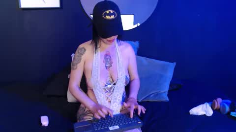 Tamaraa  online show from October 25, 8:15 pm