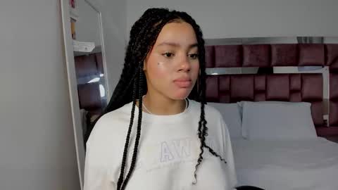 Tami online show from November 28, 11:30 pm