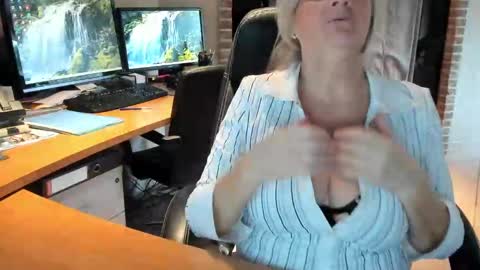 Tammy online show from December 3, 12:27 pm