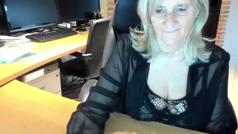 Tammy online show from December 10, 9:33 am