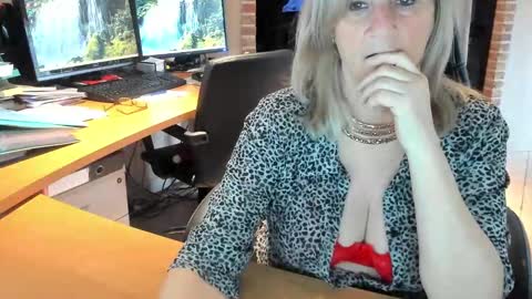 Tammy online show from January 8, 9:32 am