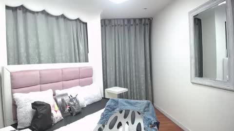 Tammara  online show from February 28, 5:04 am