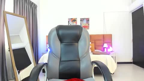 Tamy  online show from January 12, 7:30 pm