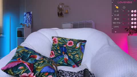 Tanya acid       online show from April 11, 7:45 am