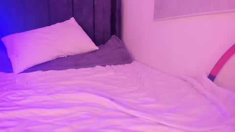 tara__ online show from October 12, 2:03 am