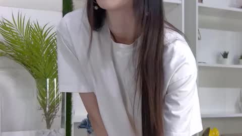 taraharriss online show from December 5, 12:50 pm