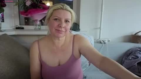 Tasha  Moon online show from February 14, 6:43 pm