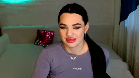 tasty_babyy online show from January 28, 1:05 pm