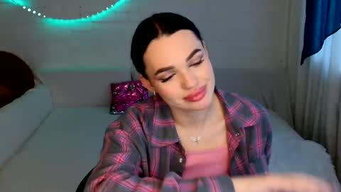 tasty_babyy online show from January 13, 8:51 am