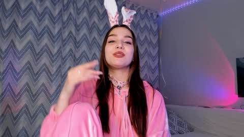 Tate online show from December 3, 4:17 pm