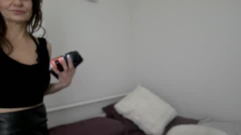 Apple Jucy online show from February 26, 2:32 am