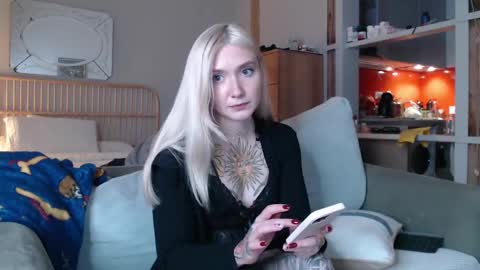 tattoobbgirl online show from February 8, 5:50 pm